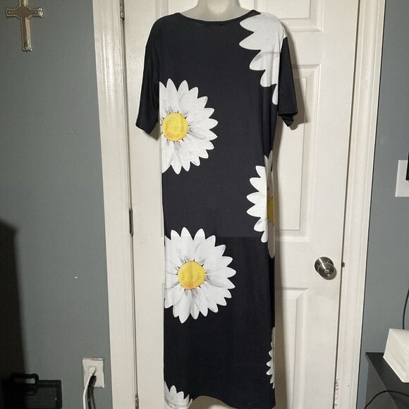NWT Long MIDI Daisy Short Sleeve Pullover Dress Small Oversized - Picture 5 of 10